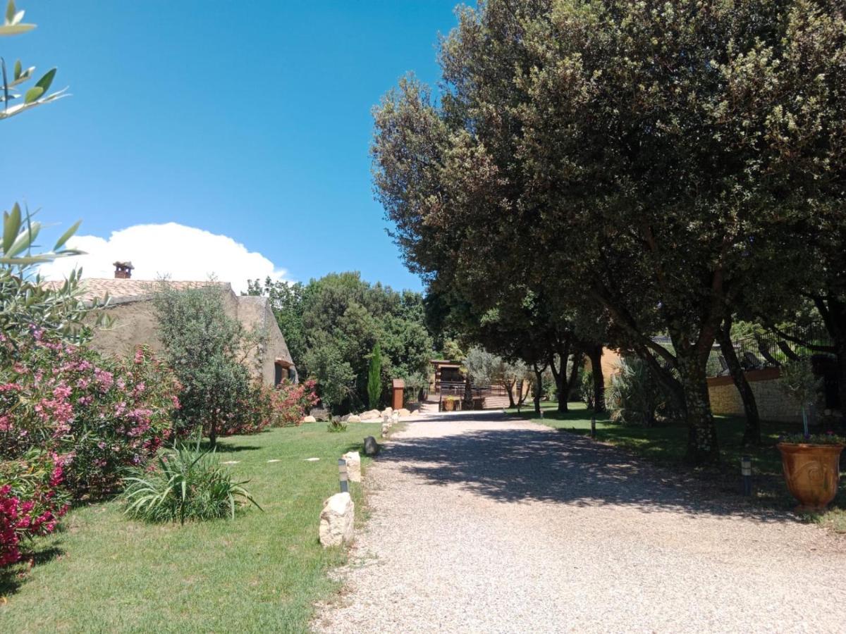 Villa Les Troglodytes Du Ventoux Bollène Exterior foto